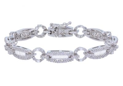 14k White Gold Round Brilliant & Baguette Diamond Bracelet